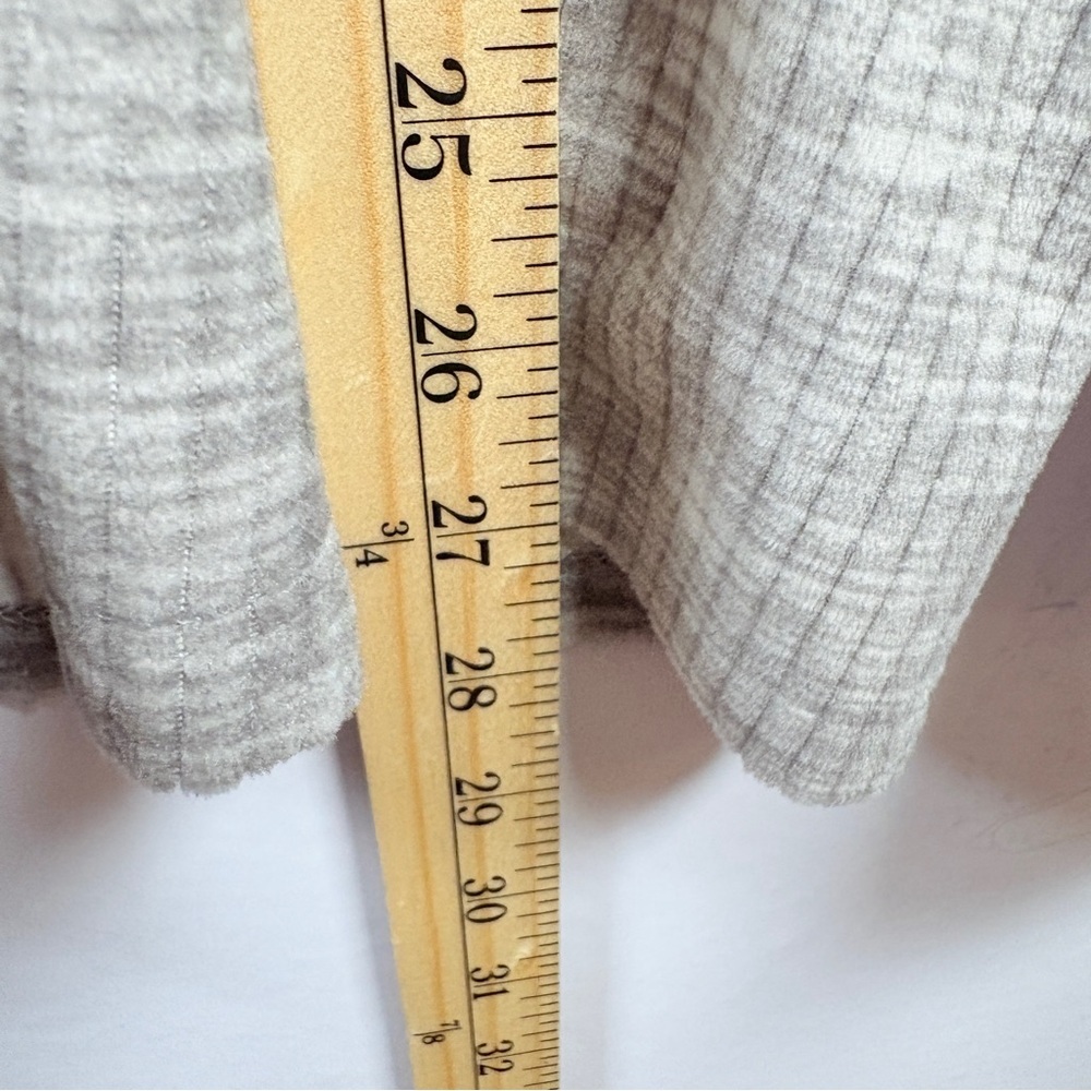 Croft & Barrow Intimates Women’s XL Pajama Top Gray Long Sleeve Lounge Sleepwear - Picture 8 of 9